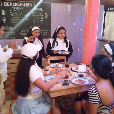 Deakachimba Hostel غرناطة المظهر الخارجي الصورة